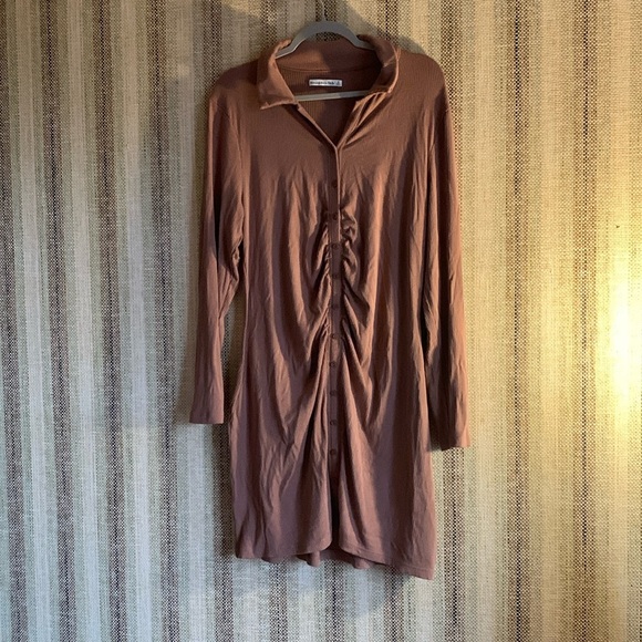 Abercrombie and Fitch Long Sleeve Dress Womens Size Large Mauve Buttons Fashion - Picture 1 of 4